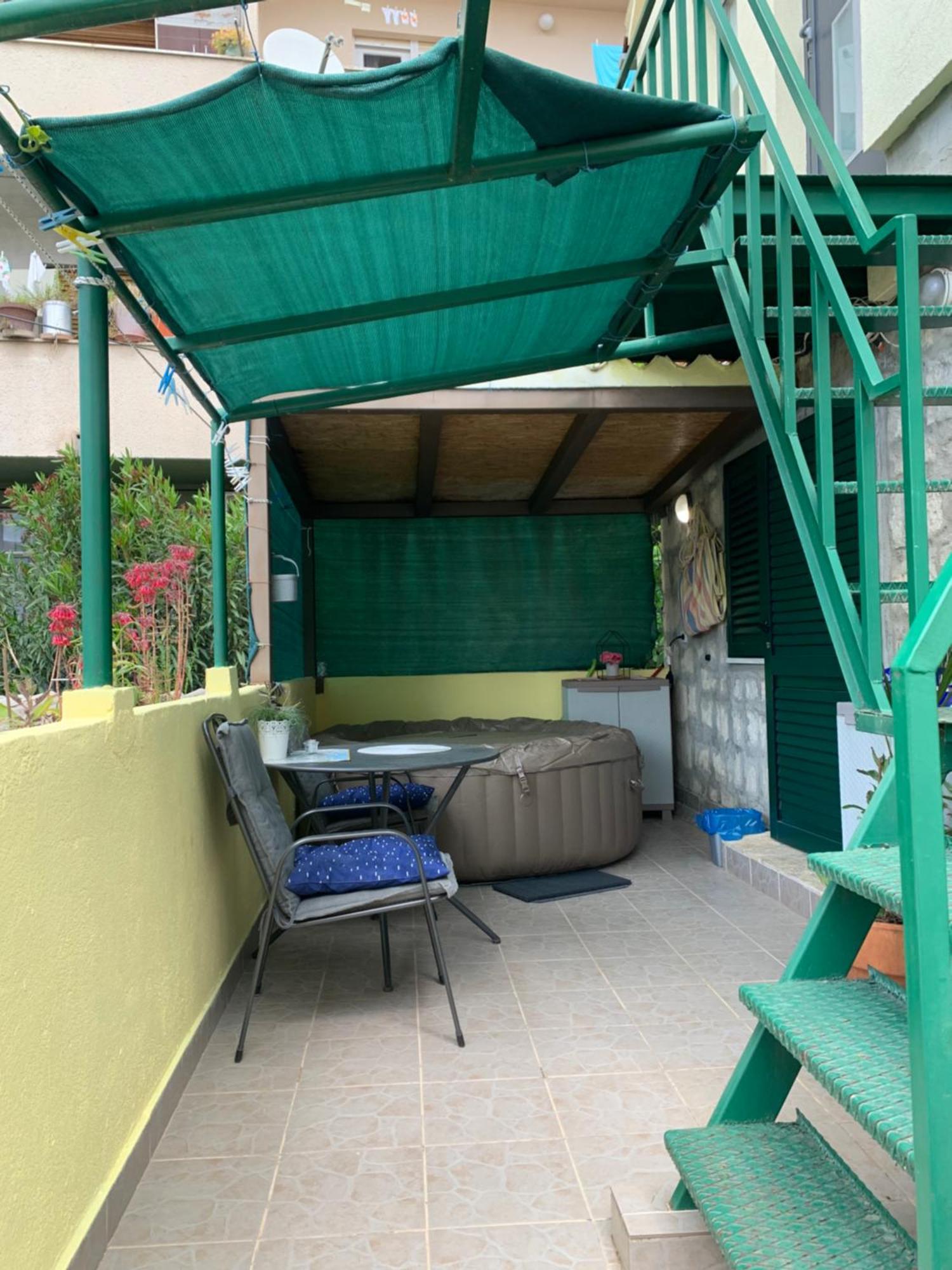 Apartment Shiny Love سبليت المظهر الخارجي الصورة
