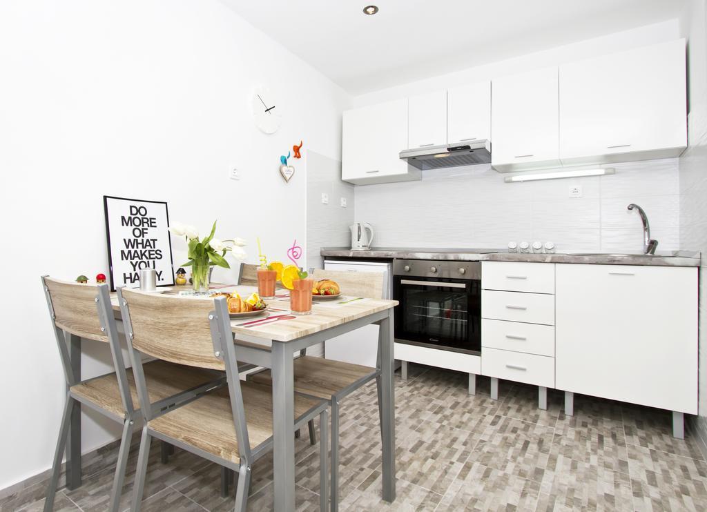 Apartment Shiny Love سبليت الغرفة الصورة