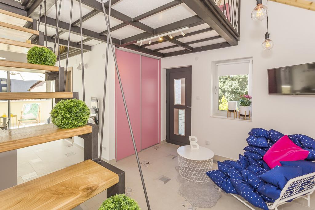 Apartment Shiny Love سبليت المظهر الخارجي الصورة