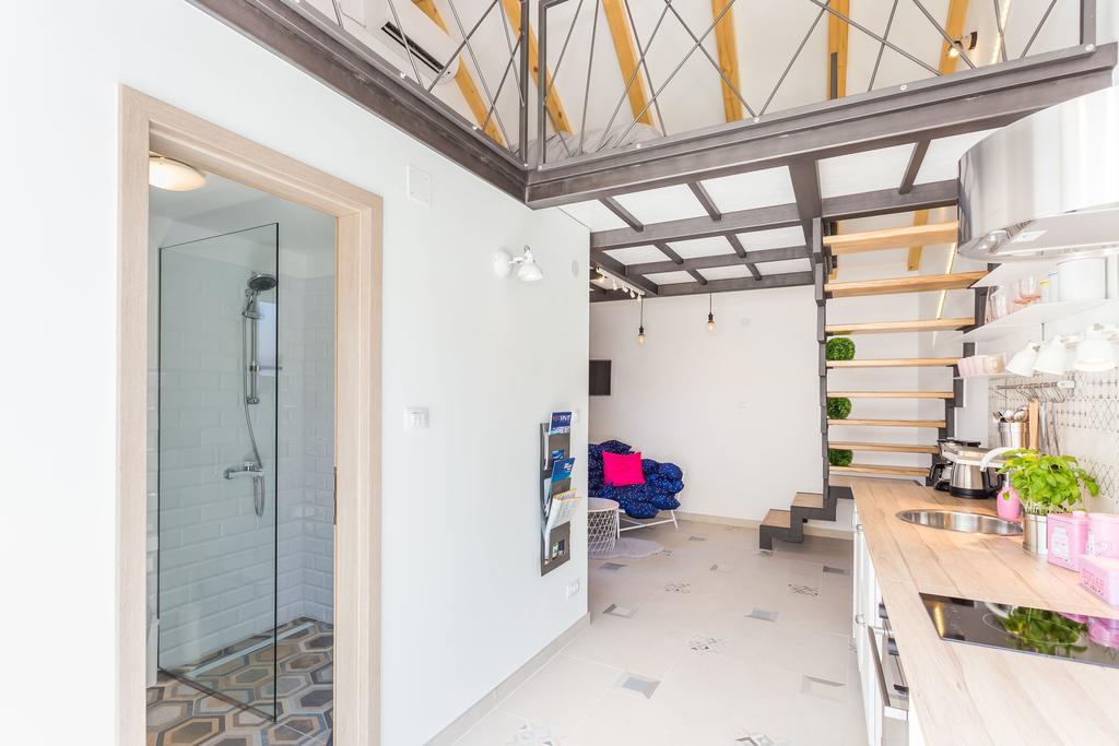 Apartment Shiny Love سبليت المظهر الخارجي الصورة