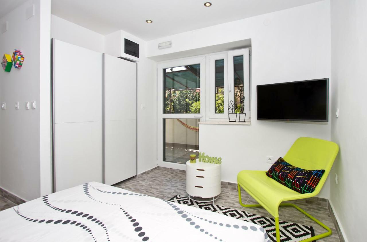 Apartment Shiny Love سبليت المظهر الخارجي الصورة